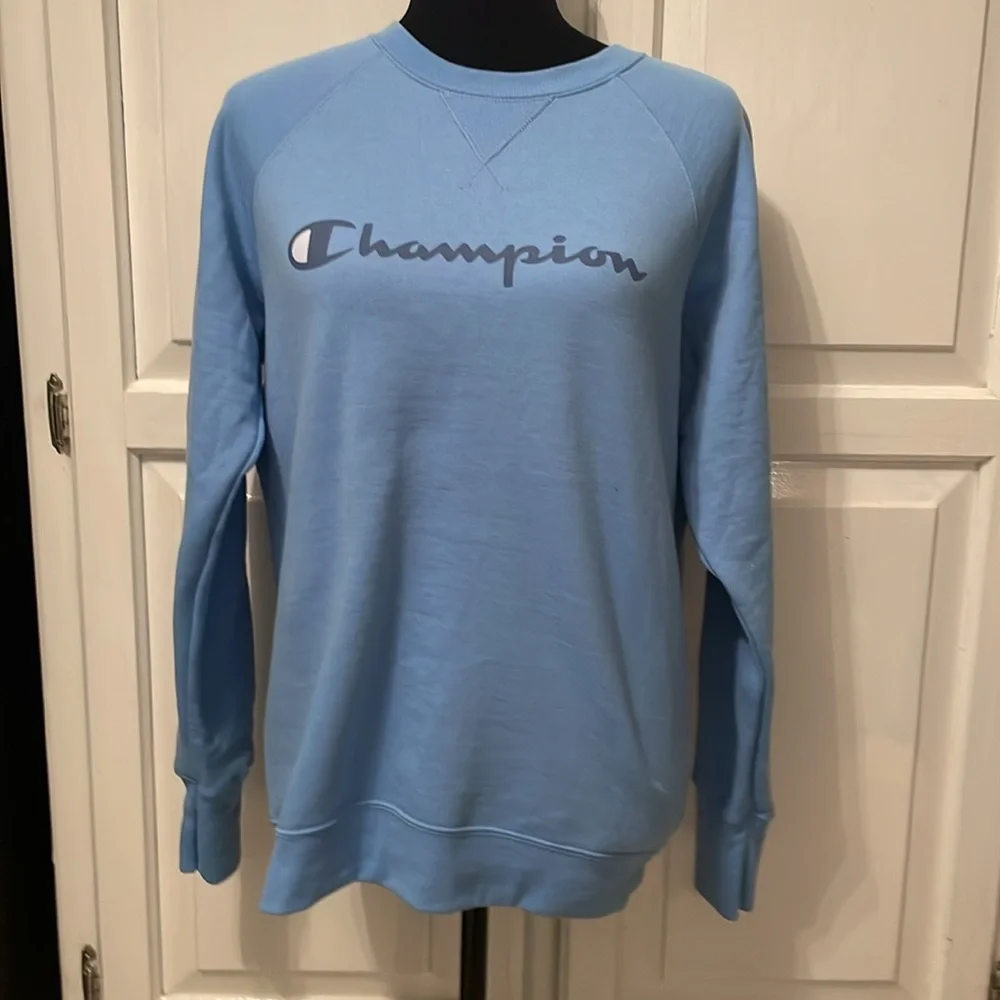 Champion sweatshirt - Picture 2 of 9